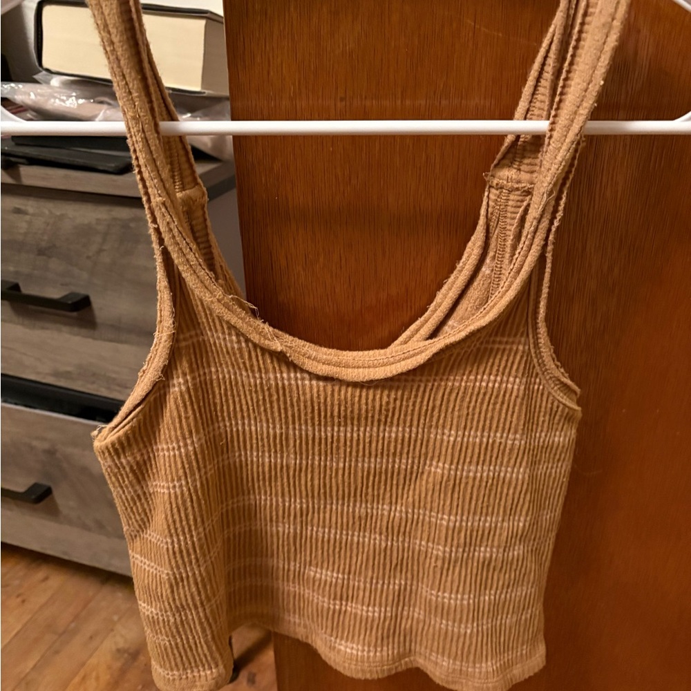 Aerie Ribbed Brown Crop Top and Aerie soft peach colored crop tank.